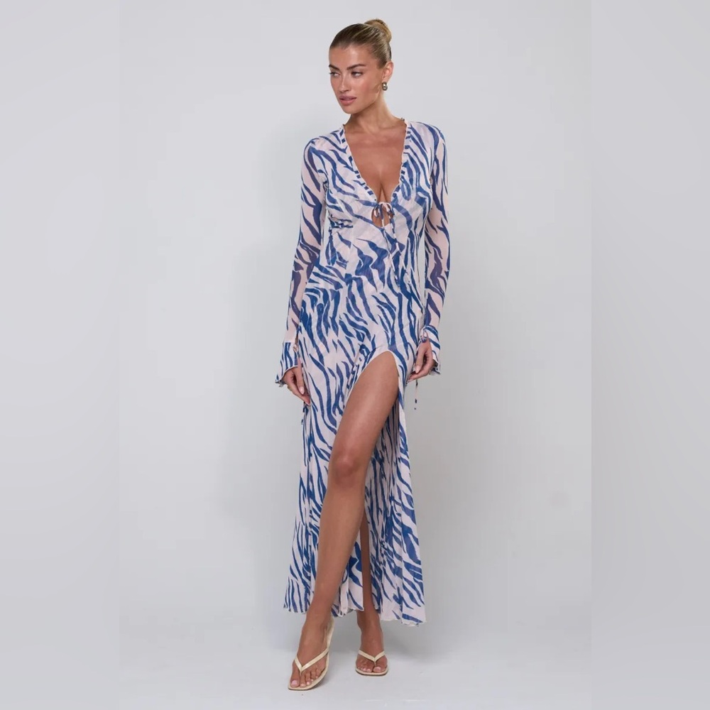 RESA Blue and Cream Long Sleeve Dress